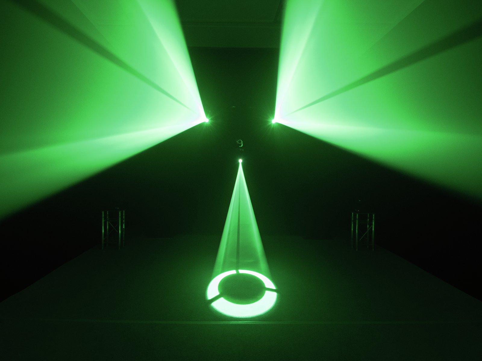 EUROLITE LED TMH-17 Moving-Head Spot EUROLITE LED TMH-17 Moving-Head Spot