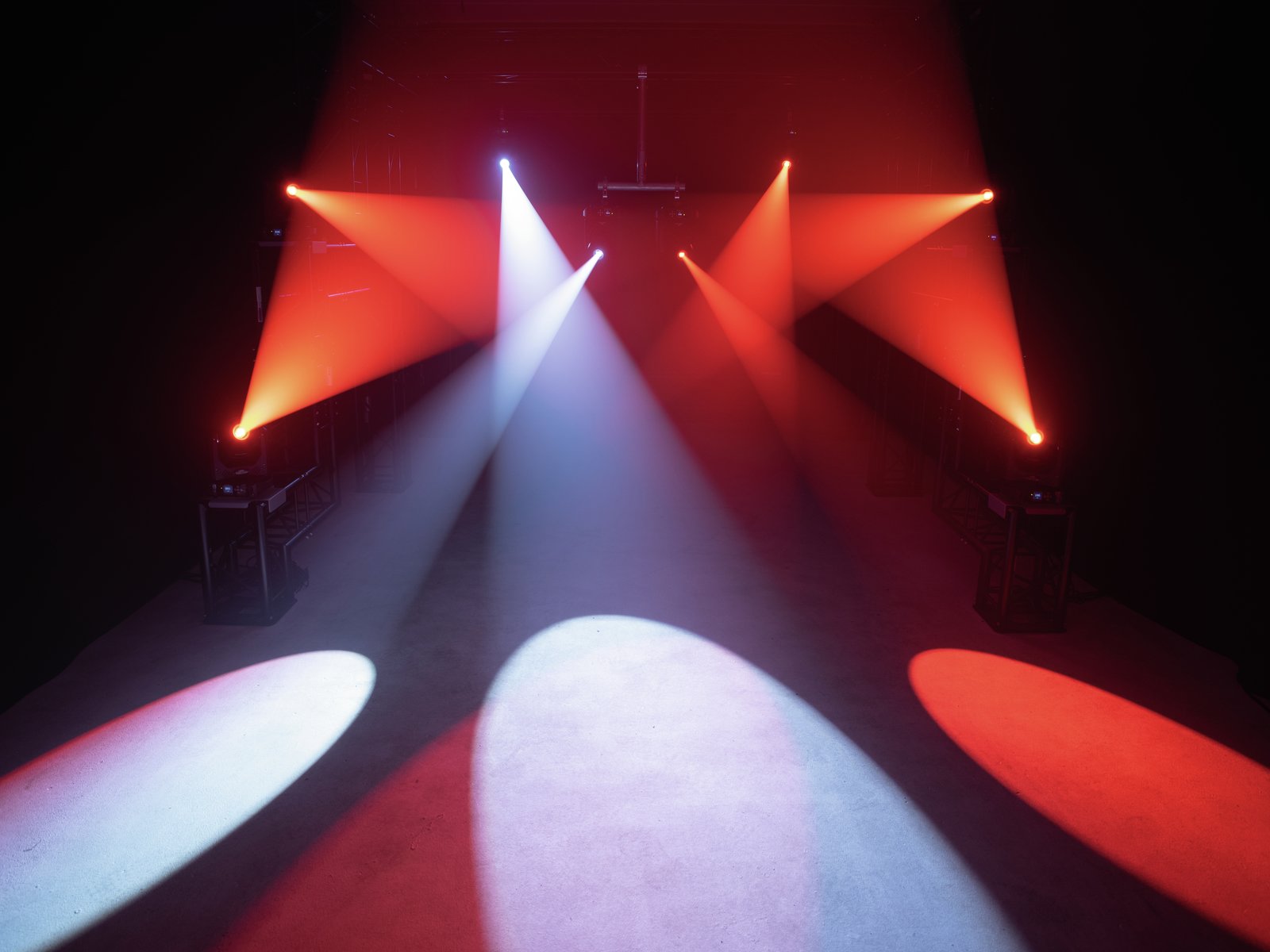 EUROLITE LED TMH-S90 Moving-Head Spot EUROLITE LED TMH-S90 Moving-Head Spot